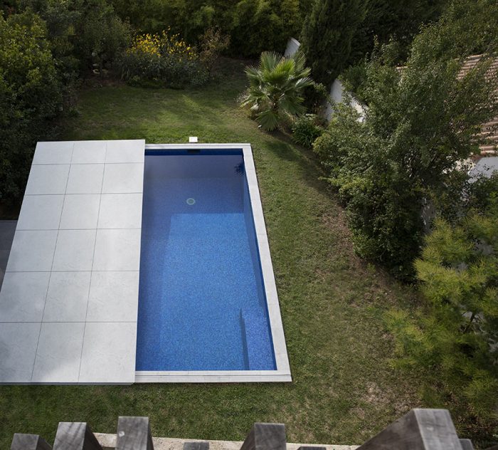 Nouveauté Terrasses mobiles pour piscine en carrelage Grès Cérame